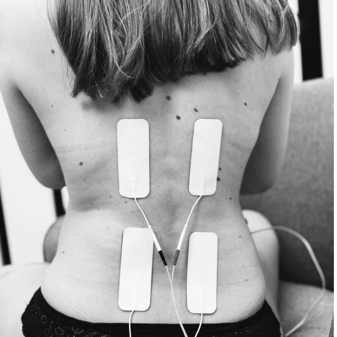 Kdy začít používat Elle TENS+ při porodu + krokový návod pro partnera